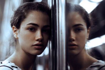 EGO y autoimagen: reflejo y mirada interior en psicoterapia | El Prado Psicólogos