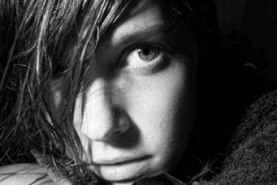 dónde está la base del secuestro emocional